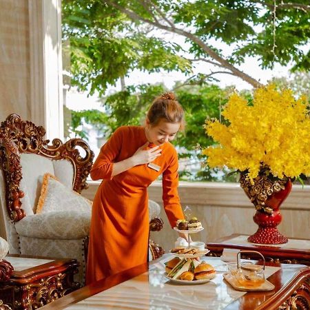 Riverside Hotel Quang Binh Донгхой Экстерьер фото