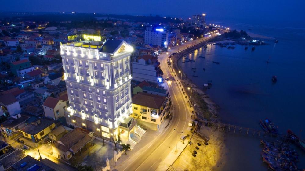 Riverside Hotel Quang Binh Донгхой Экстерьер фото