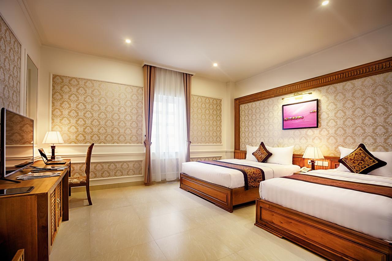 Riverside Hotel Quang Binh Донгхой Экстерьер фото