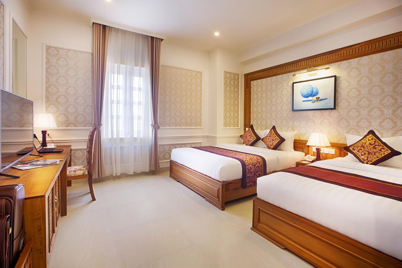 Riverside Hotel Quang Binh Донгхой Экстерьер фото