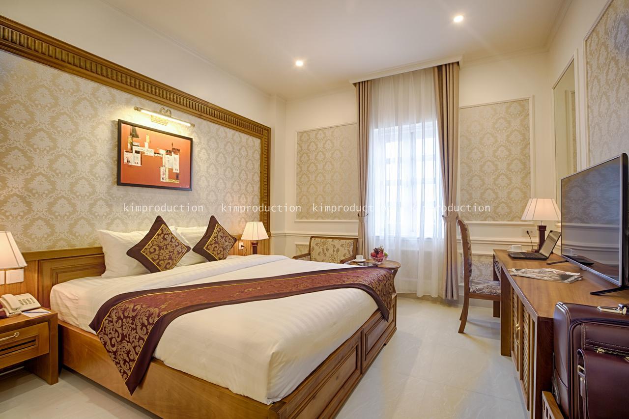 Riverside Hotel Quang Binh Донгхой Экстерьер фото