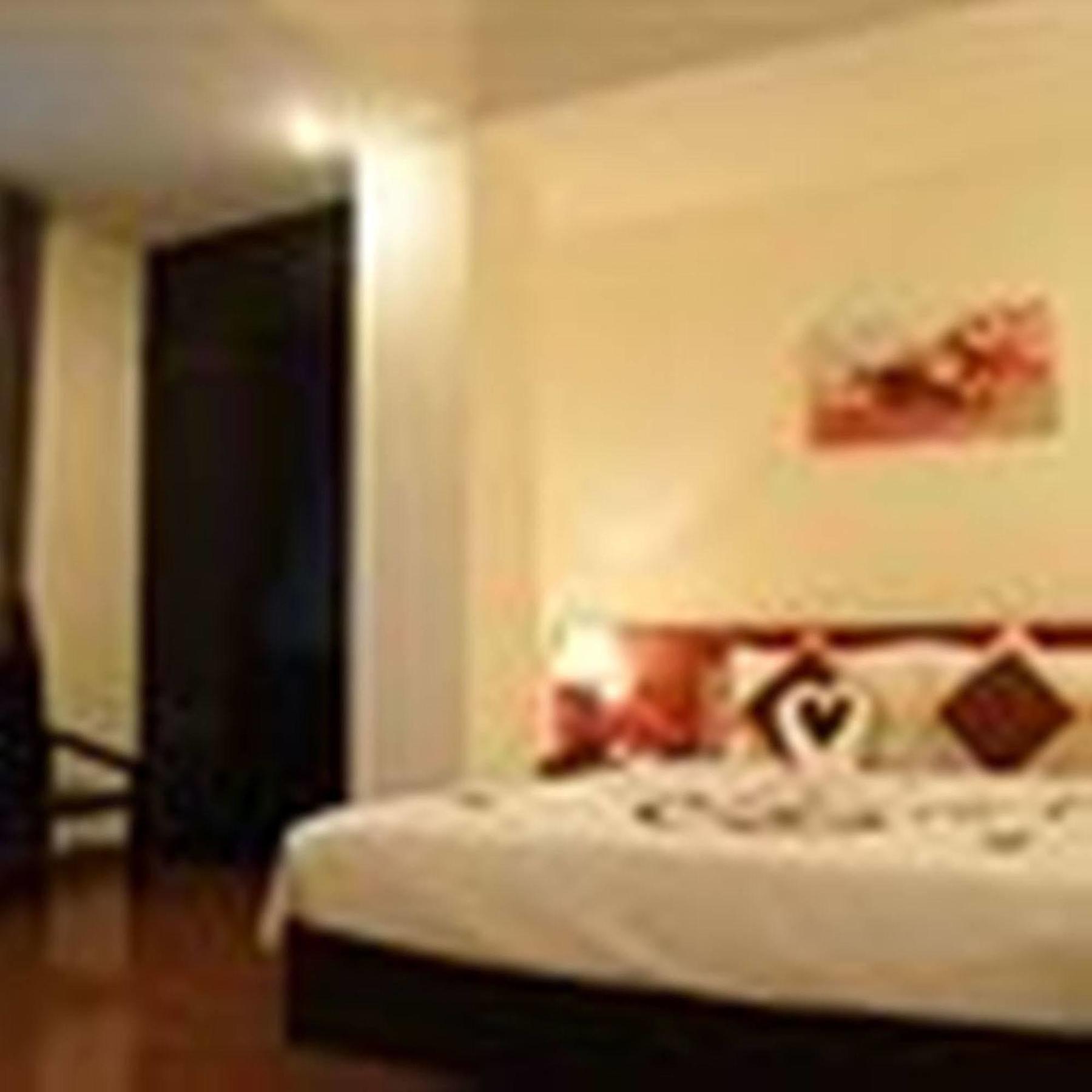 Riverside Hotel Quang Binh Донгхой Экстерьер фото