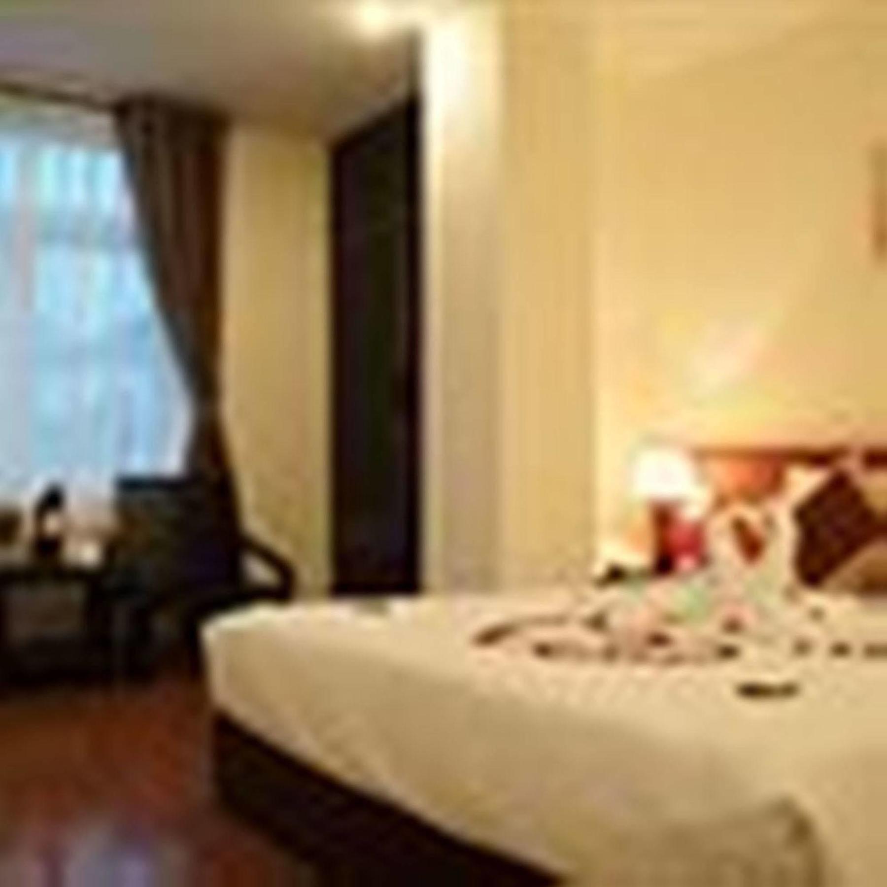 Riverside Hotel Quang Binh Донгхой Экстерьер фото