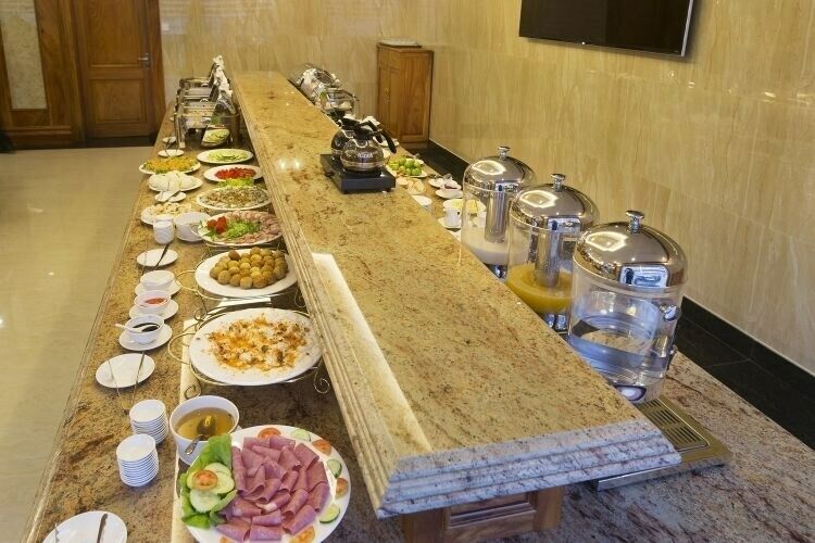 Riverside Hotel Quang Binh Донгхой Экстерьер фото
